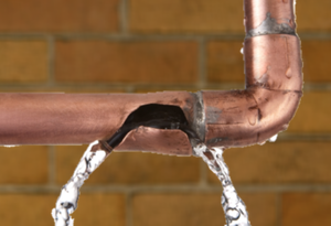 5 Simple Stages to Prevent Water Damage from a Burst Water Pipe
